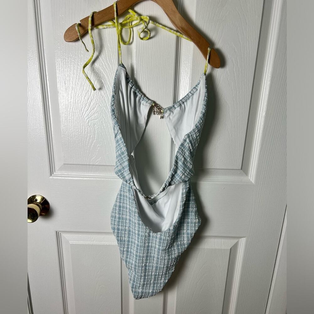 L*Space White Blue Plaid Ocean Charm Rizzo Cut Out One Piece in Powder Blue L - Picture 8 of 11